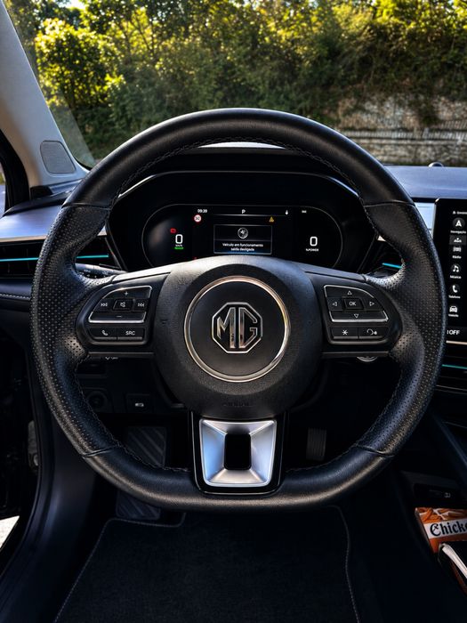 MG MG5 elétrico “novo “com apenas 26 mil kms versão comfort