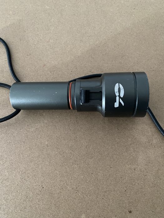 Lanterna C4 pesca submarina/mergulho