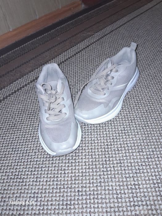 Кросівки дитячі на дівчинку