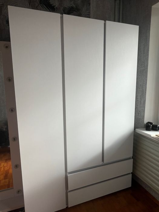 Продам шафу в чудовому стані