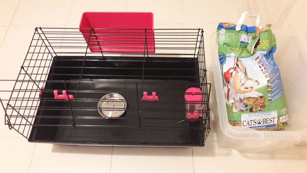 Casa / gaiola de hamster Nova e  Completa com comedouro e bebedouro