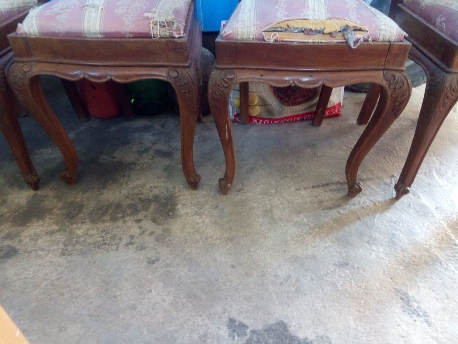 4 cadeiras para restauro
