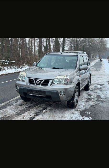 Nisan x-trail ...