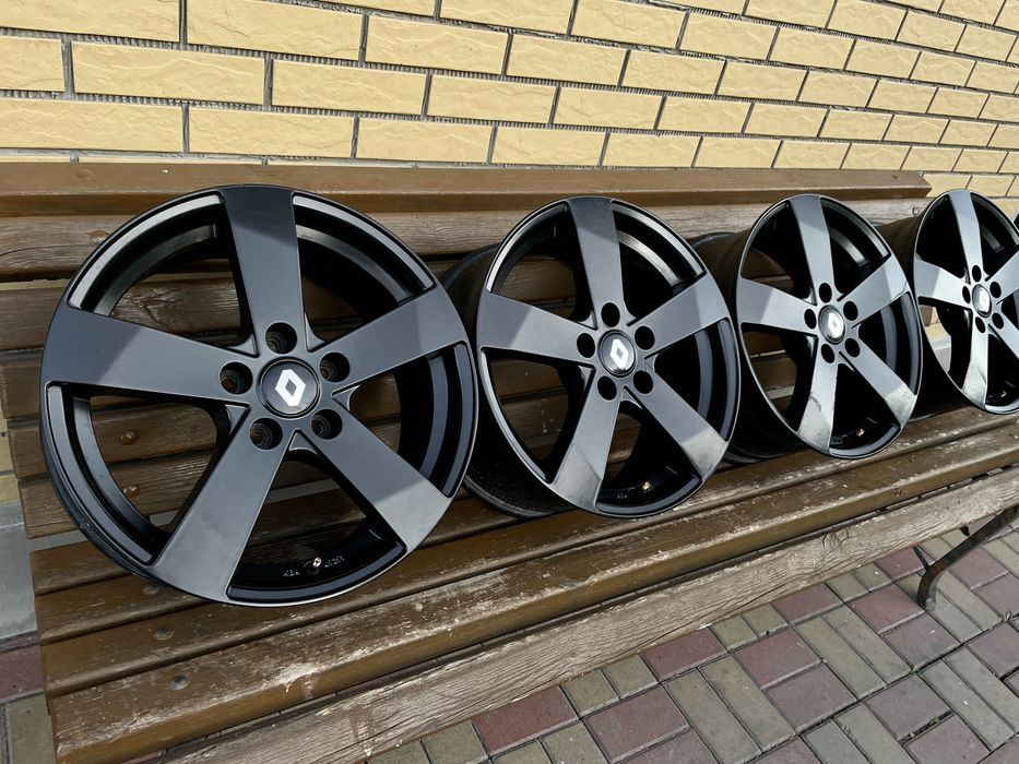 Диски Dezent R17 5.114.3 ET45 Рено Меган Сценік Мазда Хюндай Кіа