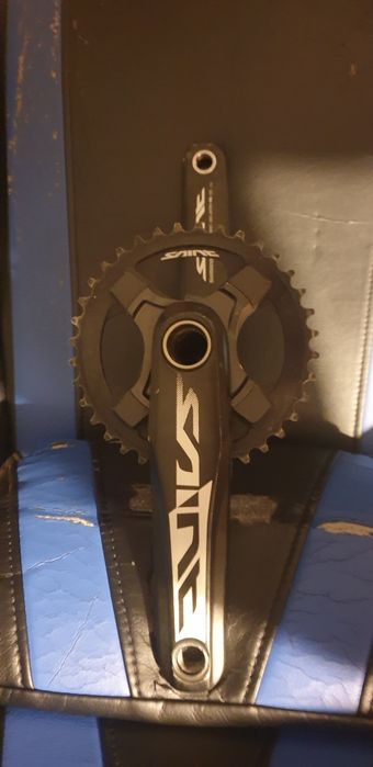 Mechanizm korbowy shimano saint