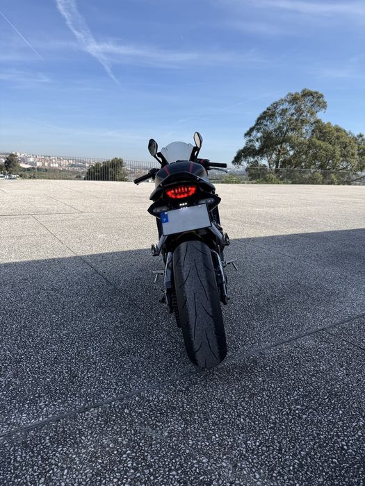 Honda CBR650R Akrapovic 35Kw (Deslimitada)