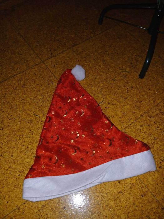 Linda árvore de Natal com 1,50m com todas as decorações