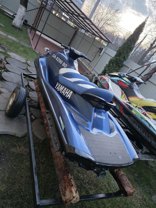 Продам  гідроцикл Yamaha VX1100 DeLuxe
