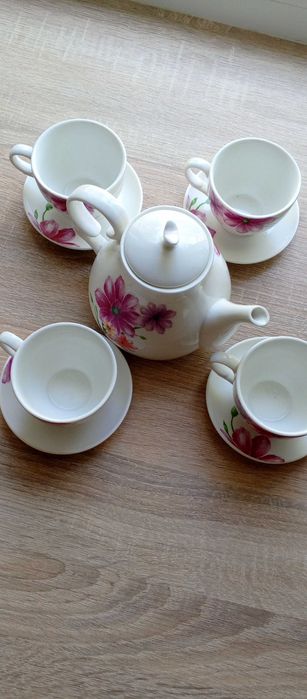 Чайний набір , фарфор