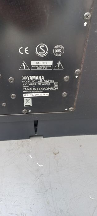 Subwoofer yamaha  sam bass
