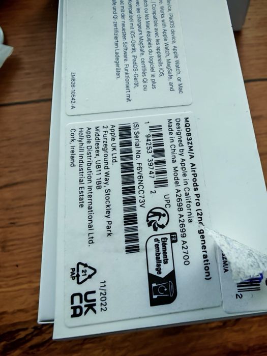 Airpods pro 2, original, bought in Apple store