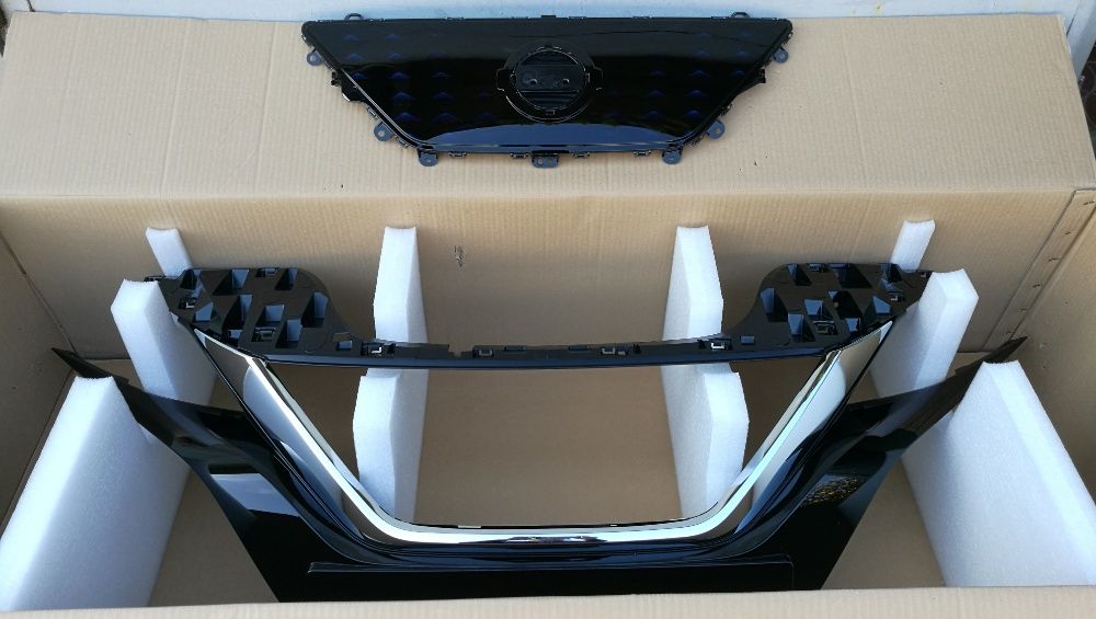 Решетка хром молдинг чайка птичка ласточка Nissan Leaf 2018 Ниссан Лиф