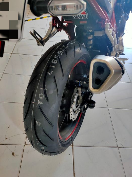 Honda CB Hornet 750