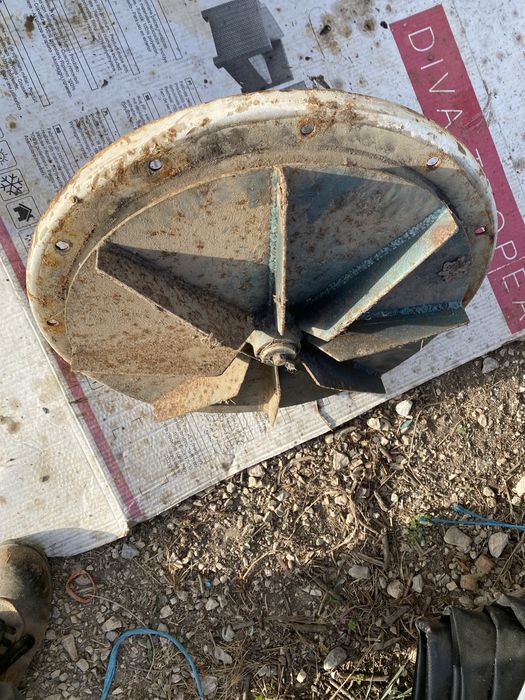 Vendo 2 motores trifasico