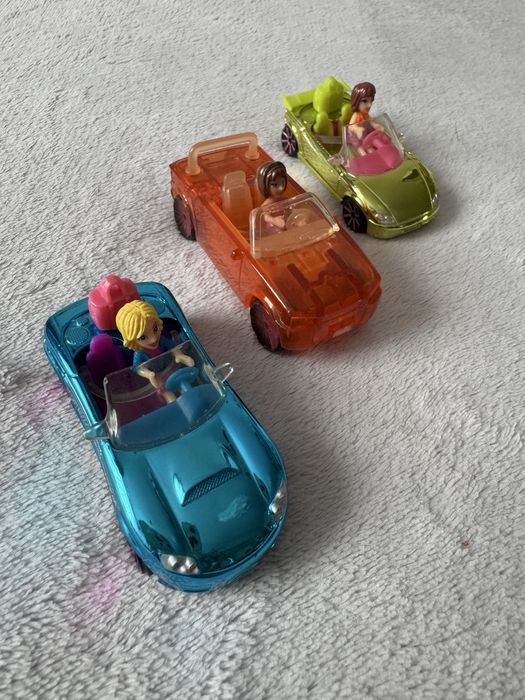 Polly Pocket mini laleczki i samochodziki 3 sztuki i mebelki