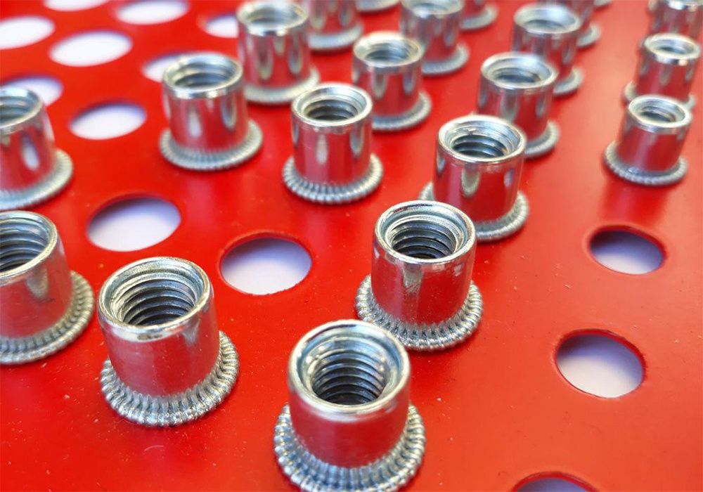 M6, М8, М10, М12 — резьбовая заклепка из стали (цинк) доставка от 1 шт