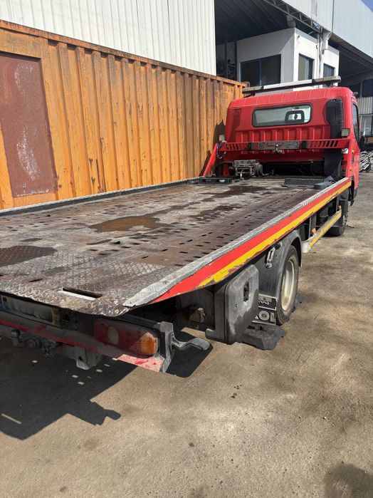Pronto-Socorro Mitsubishi Canter 3.0 Diesel | Estrado Basculante | 3 Lugares