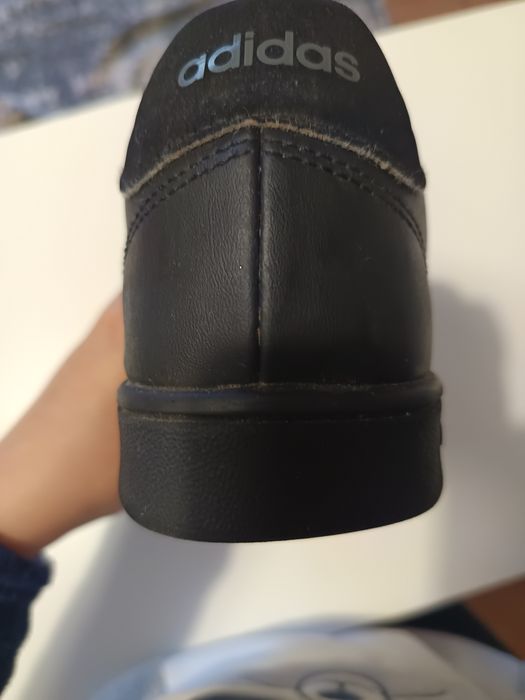 Adidas tênis  pretos