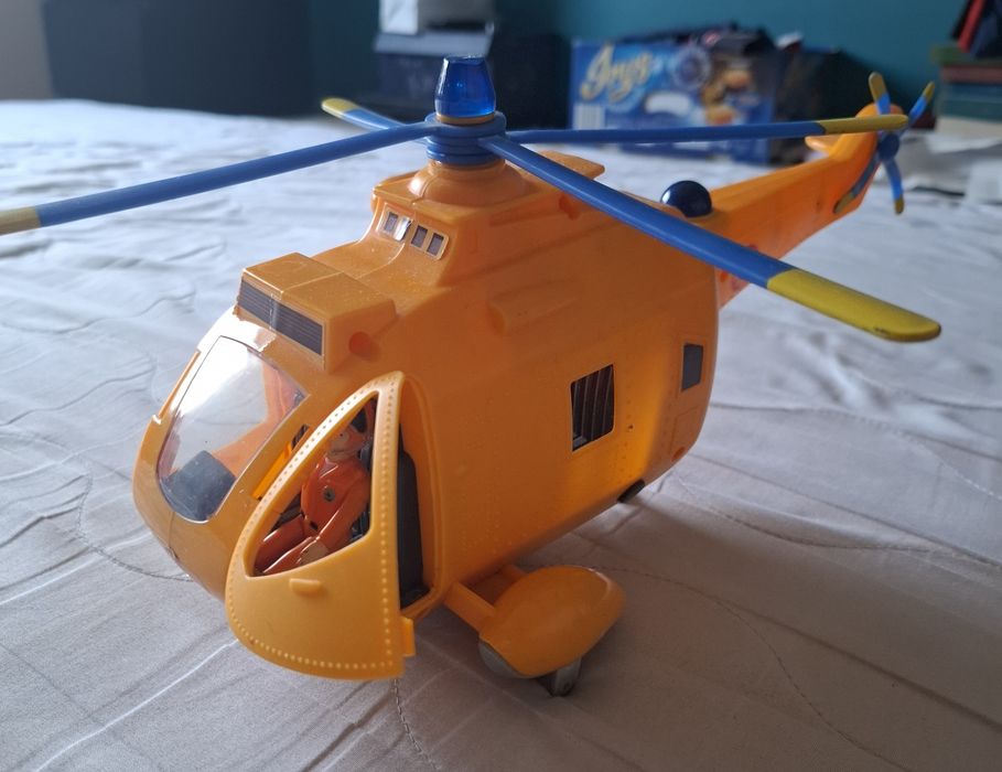 Helikopter Wallaby 2 strażak sam niesprawny