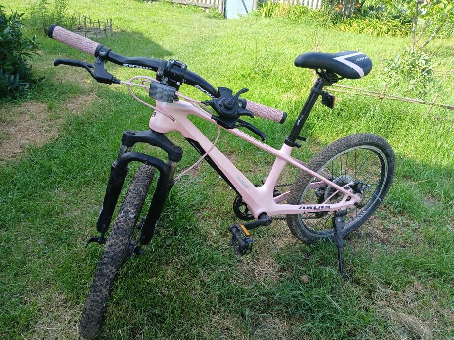 Продам дитячий спортивний велосипед