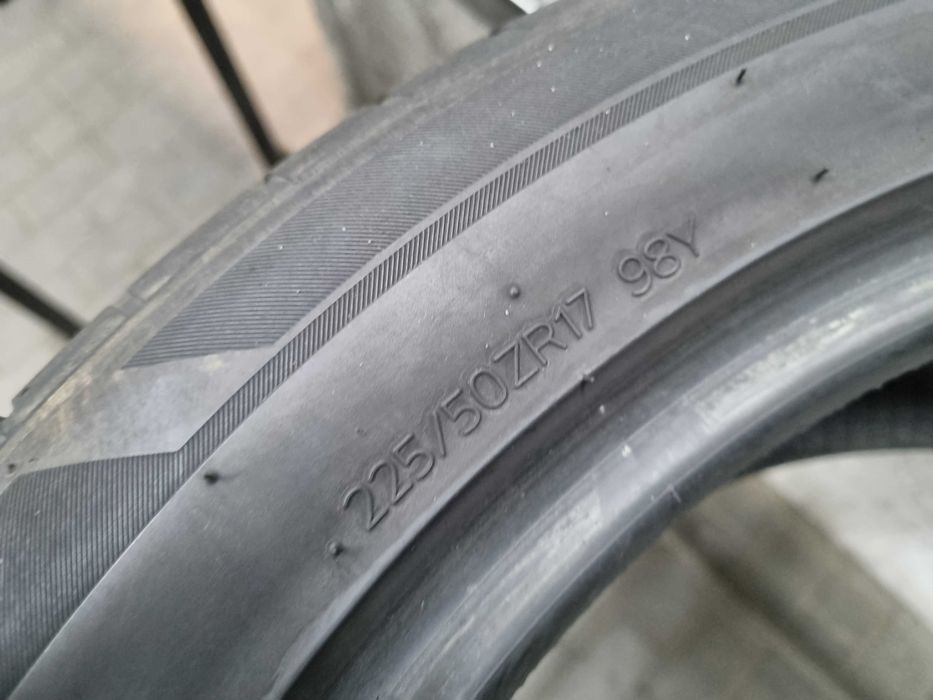 225/50/17 98Y Hankook Ventus S1 Evo 3 Dot.4723R
