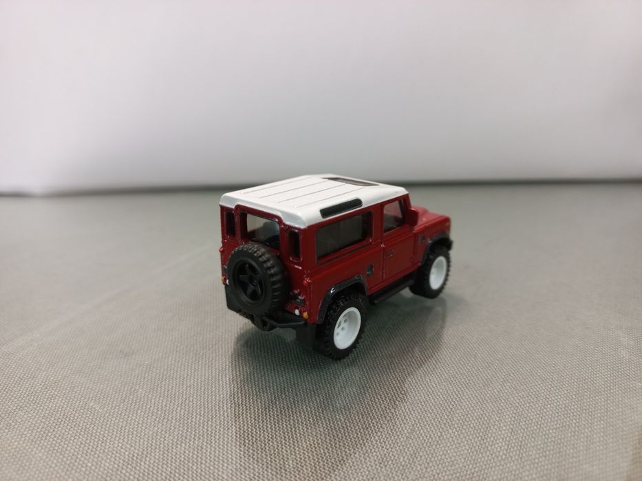 Hot Wheels Premium Land Rover