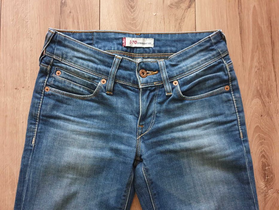 Spodnie Levis 570 Straight Fit W27 L32