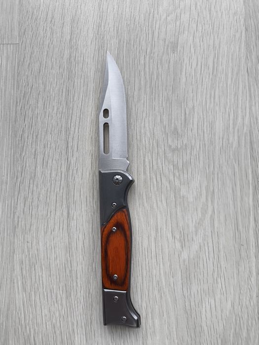 Nóz turystyczny składany ,AK, 22 cm.