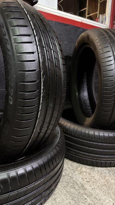 Pneus 235/50r20 Pirelli Scorpion com 75% piso