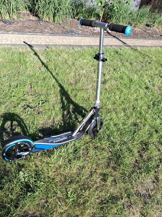 Hulajnoga marki Hudora z serii Big Wheel 205.