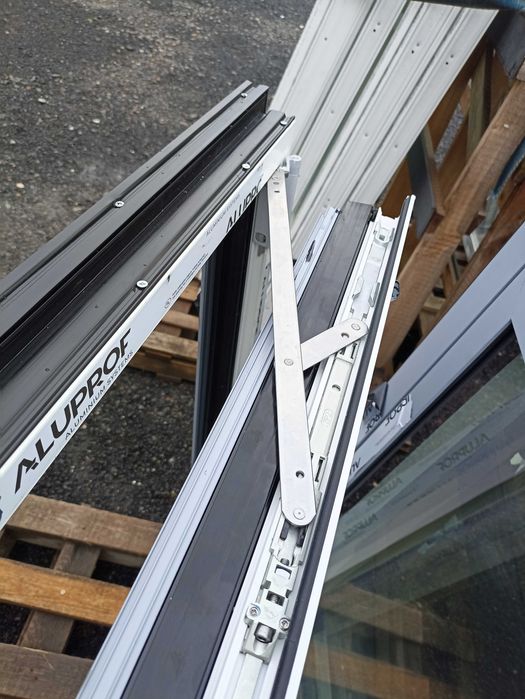 OKNO aluminiowe  112/129 szare