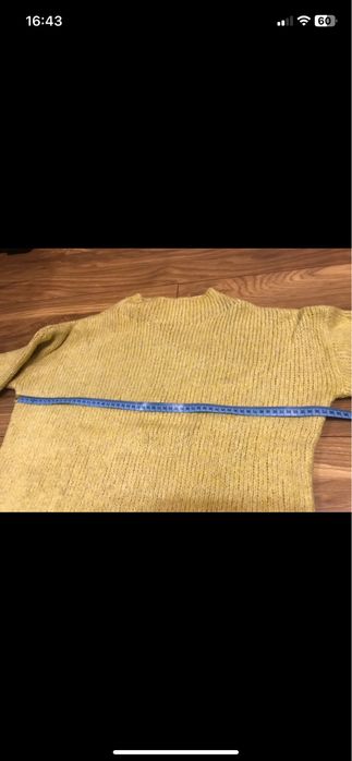 Sweterek Reserved M
