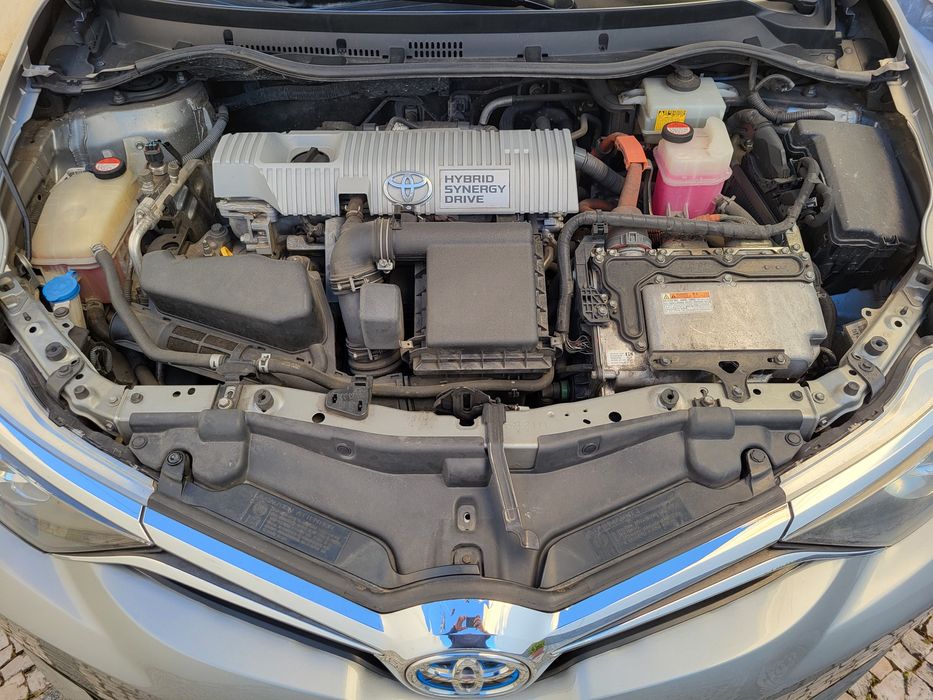 Toyota Auris Touring Sports 1.8 HSD Confort