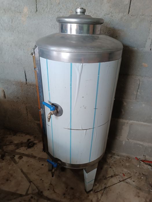Depósito Inox para Vinho