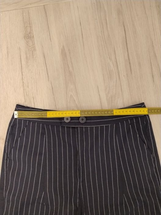 Spodnie w paski rozm.L