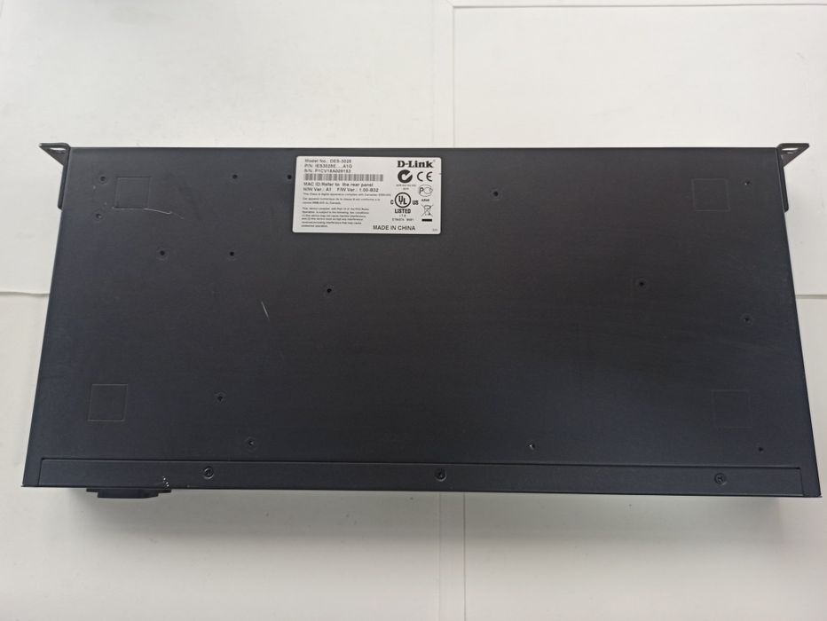 Коммутатор сетевой D-Link DES-3028