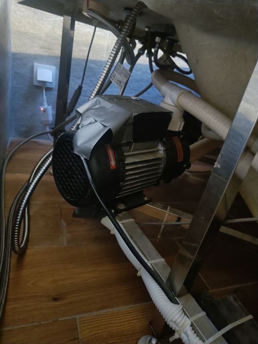 Wanna z hydromasażemi narożna 150x150