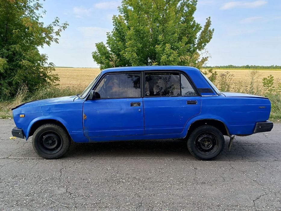 Продам ваз 2107