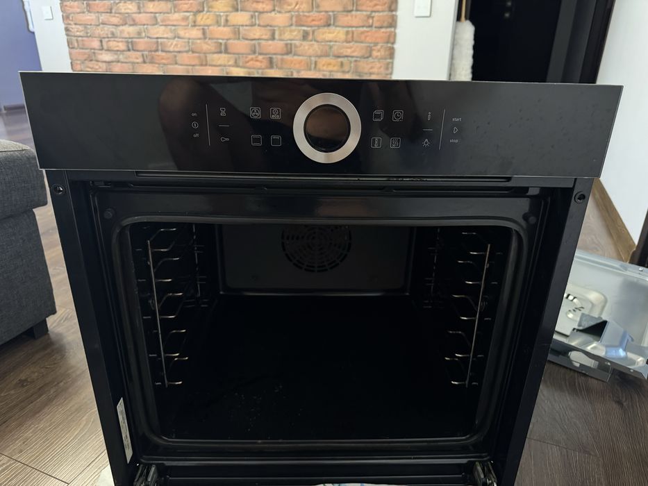 Духовка Bosh HBG634BB1/01