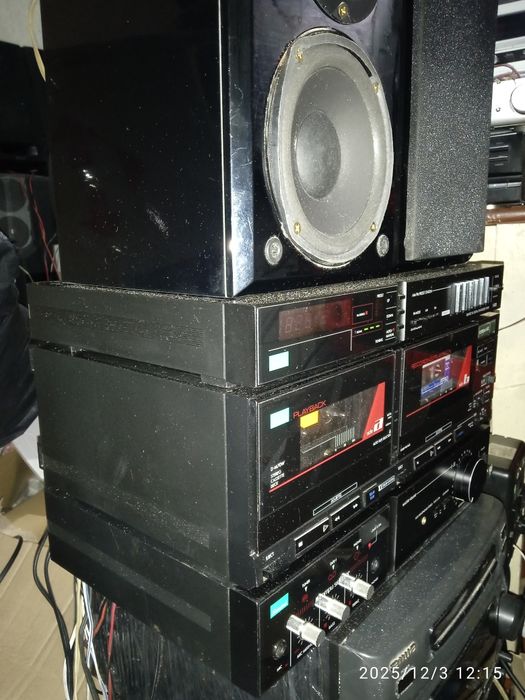 Стойка музыкальная Sansui