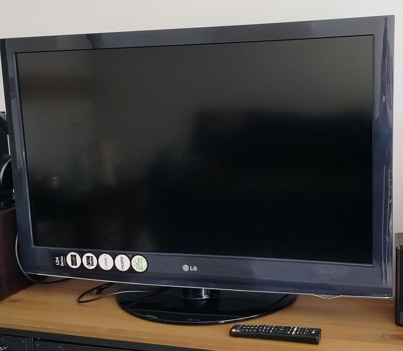 Telewizor LG 42LD420 Full HD, HDMI