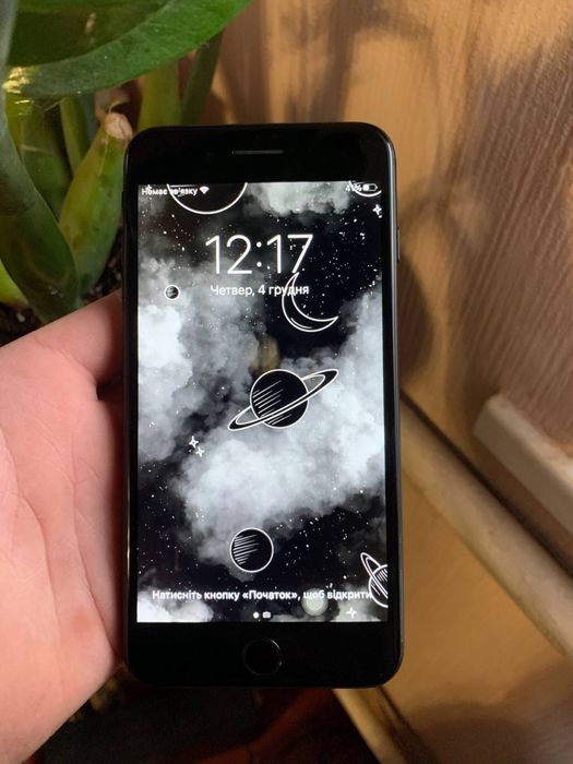 продам айфон 7 плюс на 256gb