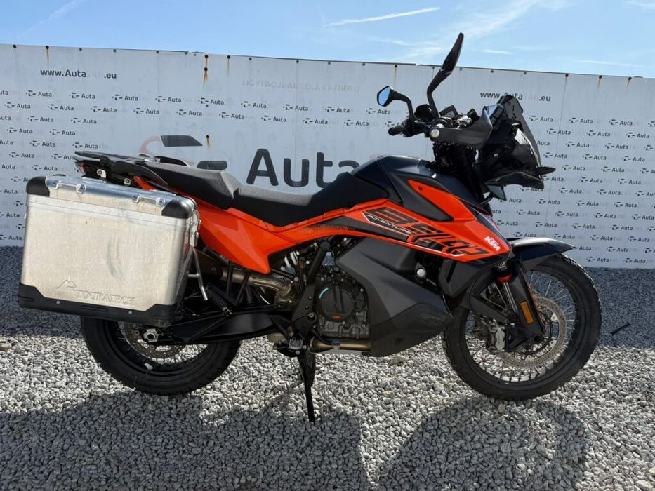 KTM
