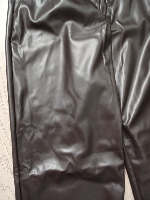 Штани жіночі шкіряні