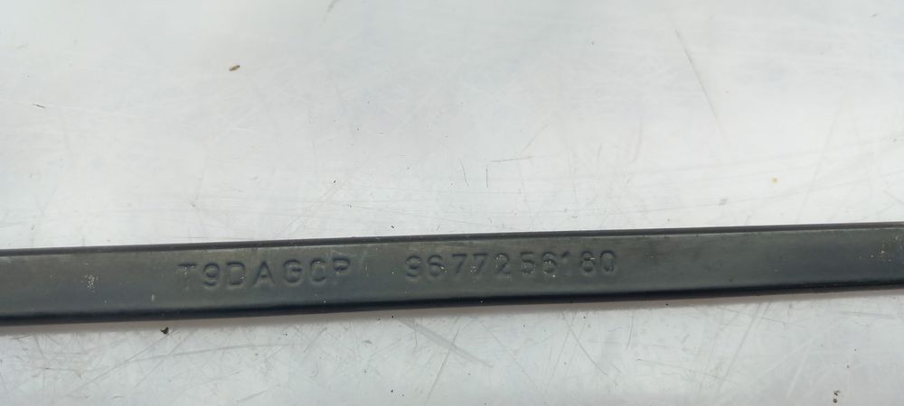 Haste / braço de escova limpa vidros frente esquerda PEUGEOT 308 II
