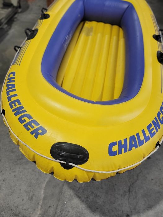 Barco insuflável 3 pessos