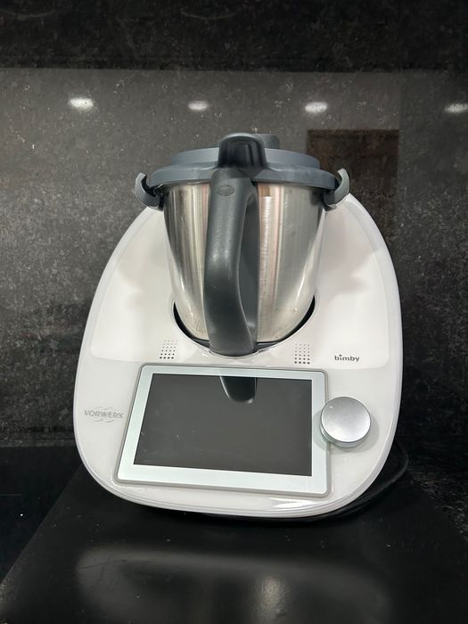 Bimby TM6 com dois copos