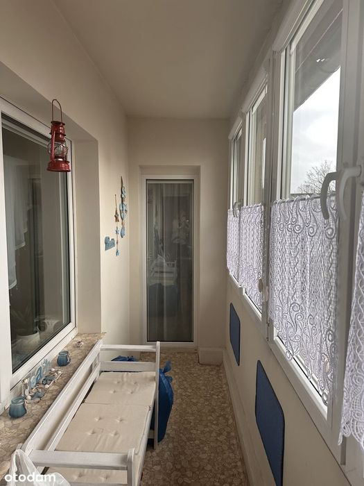 Dwupokojowe mieszkanie z balkonem i garażem