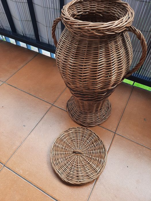 Koszyk na kwiaty duży stojący ozdobny wiklinowy kosz wazon dzban boho 40 cm