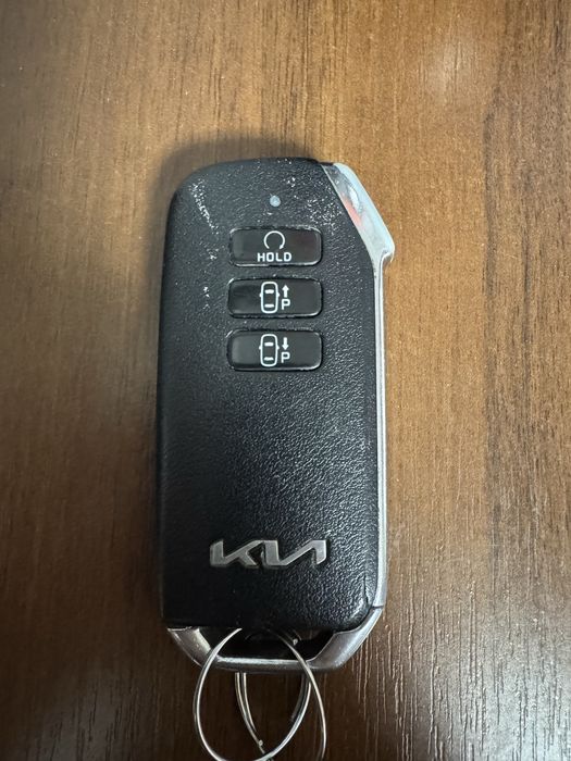 Поодам авто kia ev 6 awd 2022